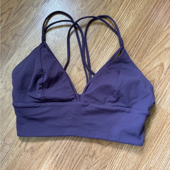Lululemon Sports bra - size 4 - Picture 1 of 2